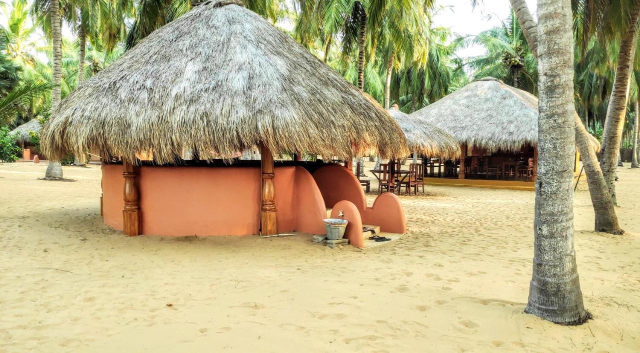 Roshanne Beach Resort Калпития Екстериор снимка